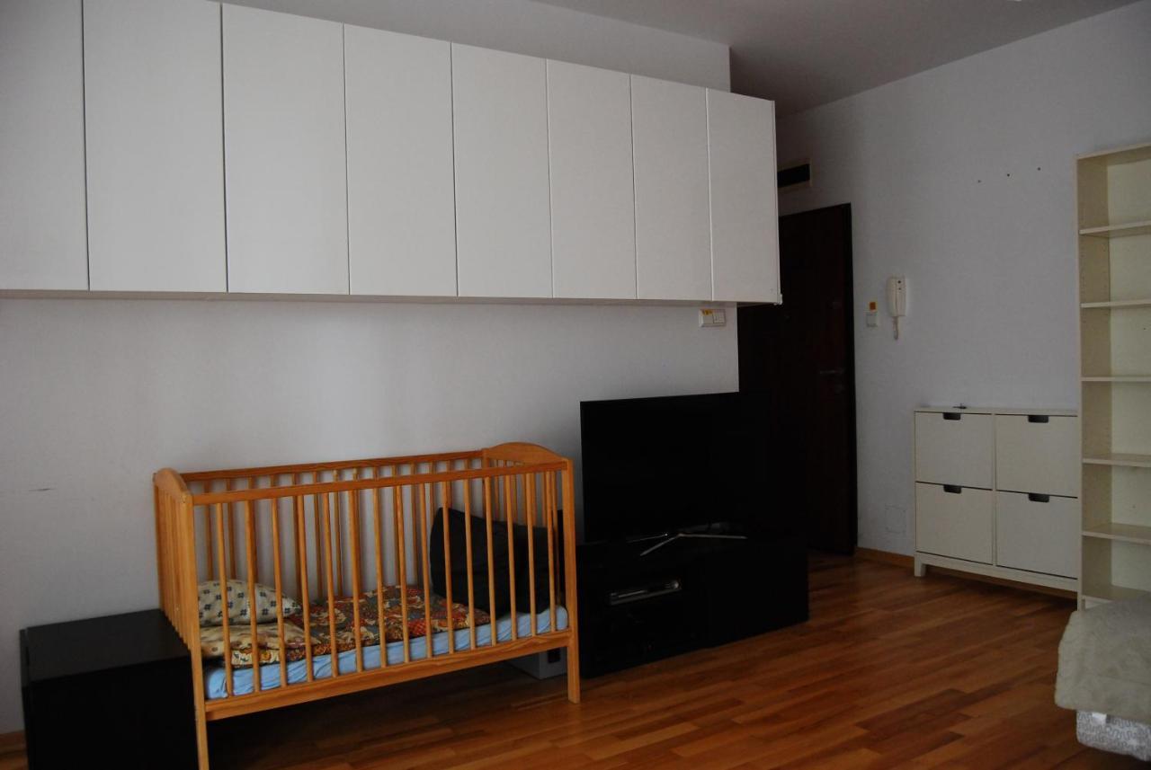 Apartament - Chelmska Olinek Warszawa Exteriör bild